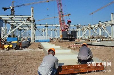 頂烈日 戰高溫 保二期工程建設進度